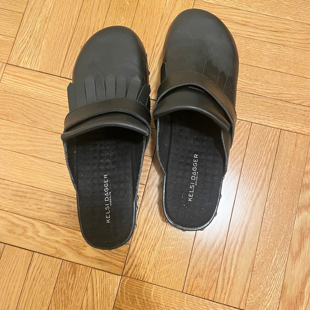 Kelsi Dagger Black Slip-On Clog Shoes